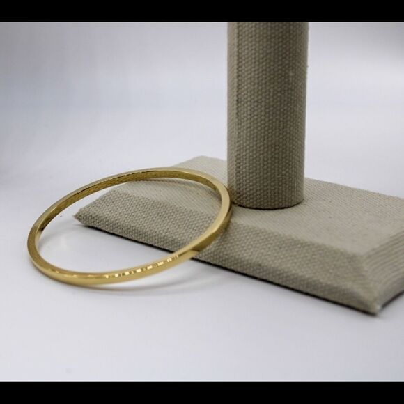 14k Gold Slip on Squared Bangle - Picture 7 of 14
